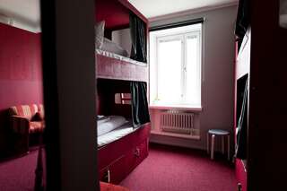 Хостелы Myö Hostel Хельсинки Кровать в роскошном общем номере с 8 кроватями-2